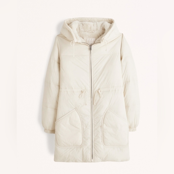 Abercrombie & Fitch Jackets & Blazers - A&F NWT Air Cloud Puffer Parka